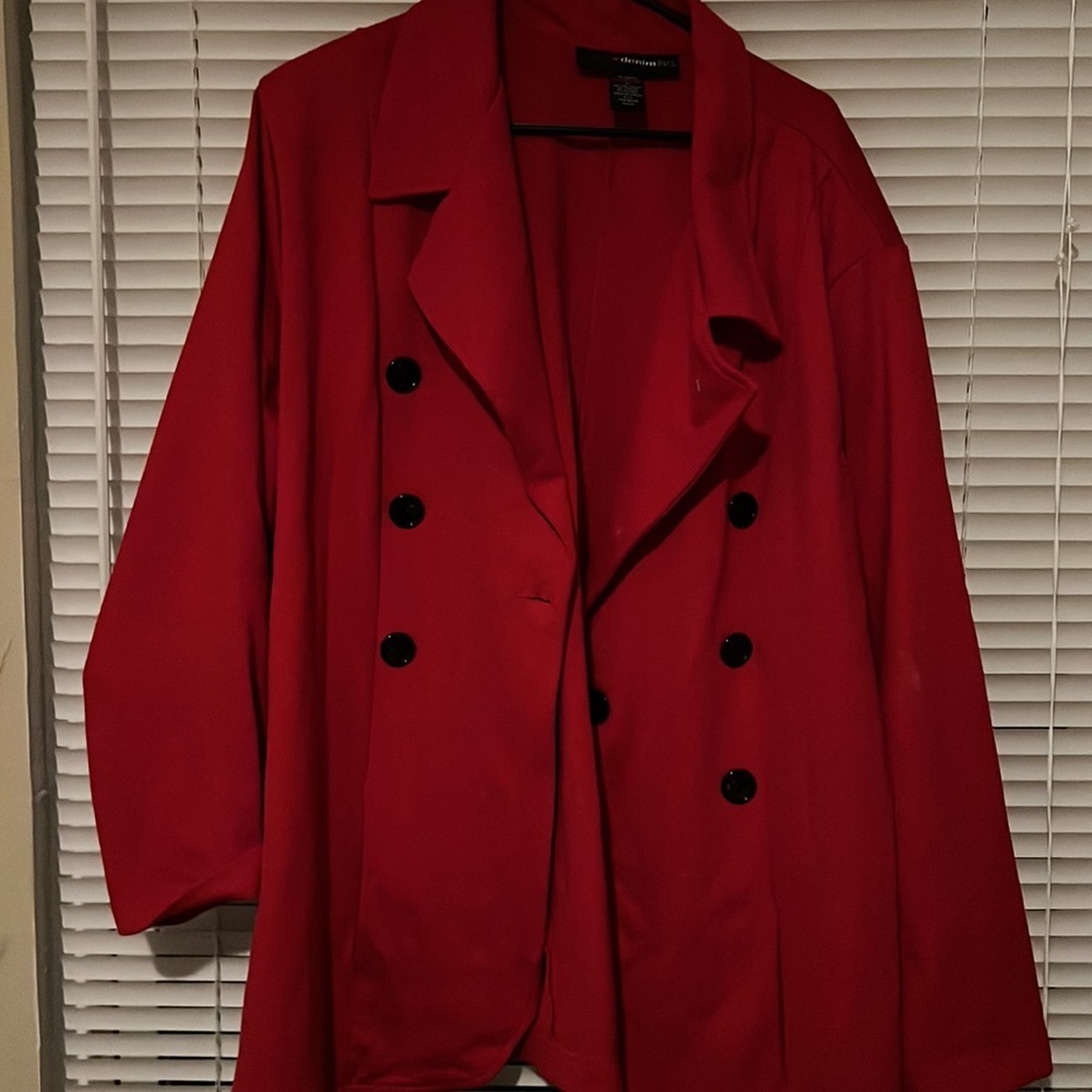light winter or breezy jacket five black buttons plus size red black
